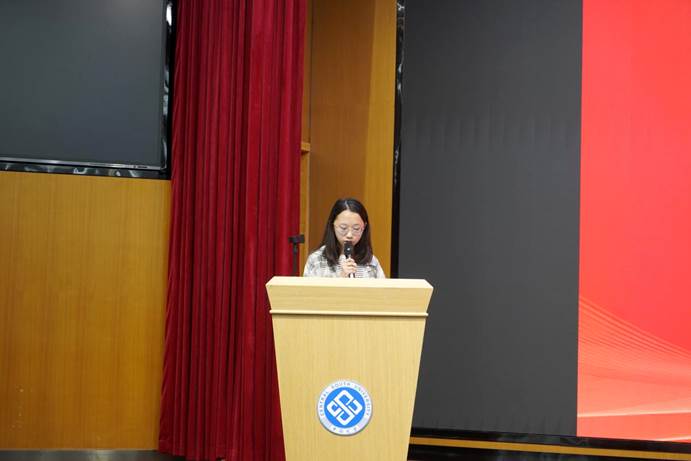 e4cb6482f6ce4bee40dcdd0b6a7d397